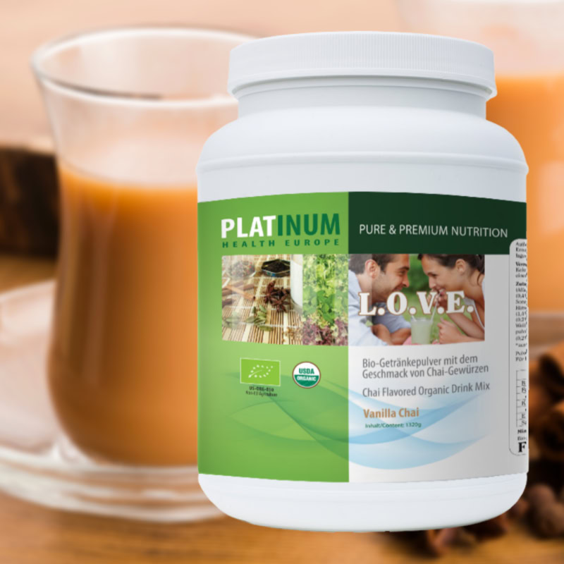 Chai-Getränkepulver in einer weißen Packung